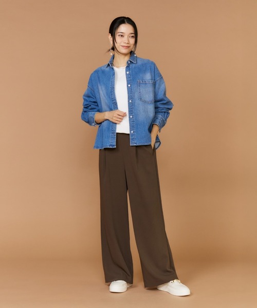 INED(イネド)の「【別注アイテム】スーパービッグシャツAlmond《Healthy DENIM》(シャツ/ブラウス・レディース・インディゴブルー・9号/11号)」の16枚目の写真