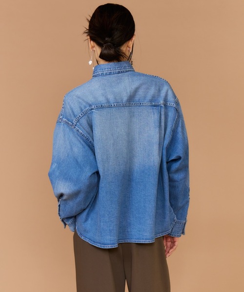 INED(イネド)の「【別注アイテム】スーパービッグシャツAlmond《Healthy DENIM》(シャツ/ブラウス・レディース・インディゴブルー・9号/11号)」の7枚目の写真