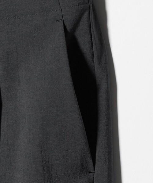 BEAUTY&YOUTH UNITED ARROWS（ビューティーアンドユースユナイテッドアローズ）の「東レ/TORAY メランジ 1プリーツ テーパード パンツ NO.5 セットアップ対応 ヨコストレッチ ウォッシャブル（その他パンツ・メンズ・ダークグレー/オリーブ/ブラック・XL/L/M/S）」の11枚目の写真