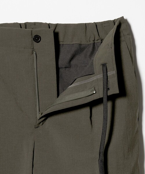 BEAUTY&YOUTH UNITED ARROWS（ビューティーアンドユースユナイテッドアローズ）の「東レ/TORAY メランジ 1プリーツ テーパード パンツ NO.5 セットアップ対応 ヨコストレッチ ウォッシャブル（その他パンツ・メンズ・ダークグレー/オリーブ/ブラック・XL/L/M/S）」の18枚目の写真