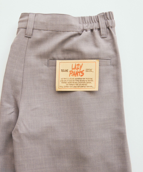 JOURNAL STANDARD relume（ジャーナルスタンダード　レリューム）の「バルジ ツイル 1タック ”レイジー” ライトスラックス（スラックス・メンズ・キャメル/サックスブルー/ブラック/チャコールグレー・LARGE/MEDIUM/SMALL）」の9枚目の写真