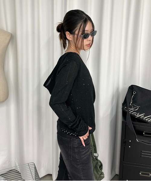 sedacle girl(セダクルガール)の「スパンコールシアーニットソー(Tシャツ/カットソー・レディース・ボルドー/ブラック・SMALL/MEDIUM)」の11枚目の写真