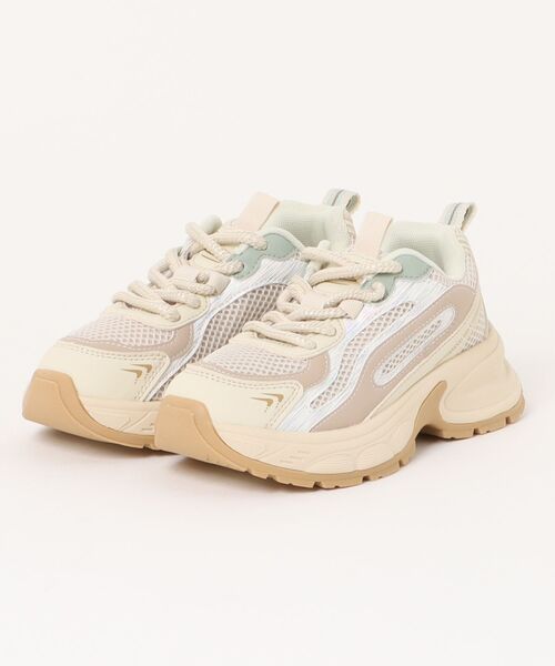 MAD FOOT(マッドフット)の「MADFOOT! マッドフット キッズ ボリュームソールメッシュスニーカー【幅広3E】厚底 250033(スニーカー・キッズ・ホワイト/ベージュ系その他2/ブラック・20.0cm/21.0cm/22.0cm/23.0cm/24.0cm)」の2枚目の写真