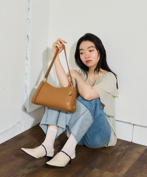 mysty woman(ミスティウーマン)の「フロントリボン楊柳フリルブラウス 666024(シャツ/ブラウス・レディース・ベージュ/ミント/アイボリー/ブラック・FREE)」の13枚目の写真