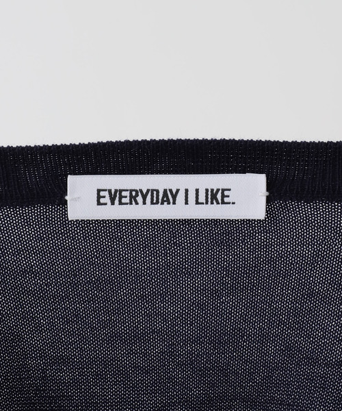 Deuxieme Classe（ドゥーズィエムクラス）の「*Sea Island Vネック ニット（ニット/セーター・レディース・ブラック/アイボリー/ネイビー・FREE）」の19枚目の写真