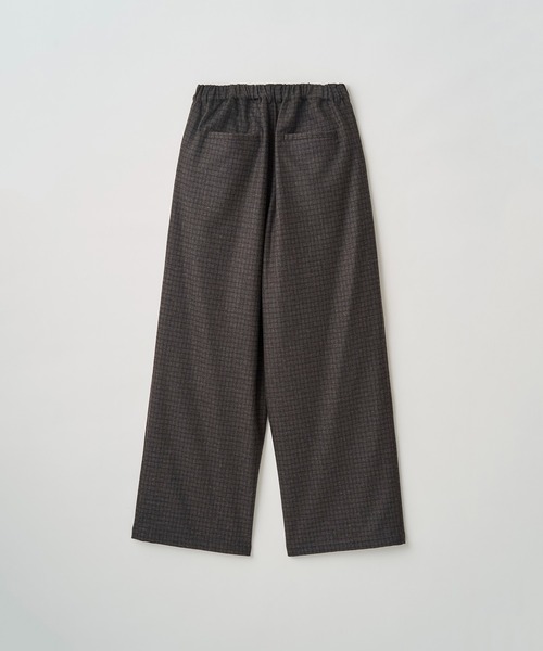 Juha(ユハ)の「CHECK WIDE EASY PANTS(スラックス・メンズ・ベージュ/ブラウン・4/3/2)」の13枚目の写真