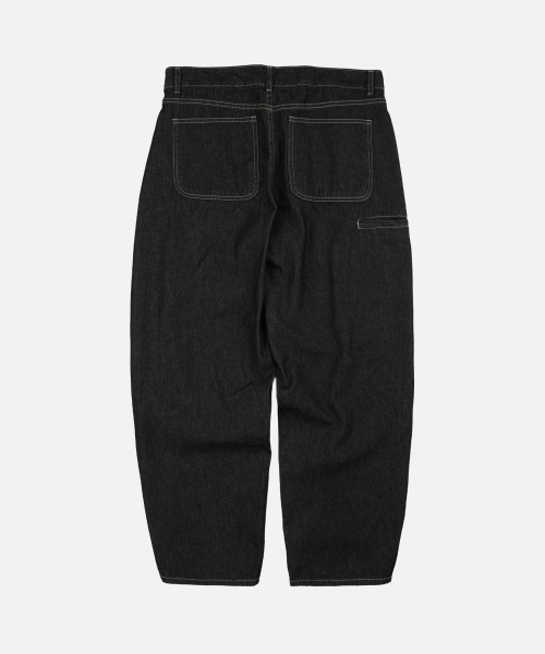 FRIZMWORKS(フリズムワークス)の「CURVED DENIM PANTS _ BLACK(デニムパンツ・メンズ・その他・SMALL/MEDIUM/LARGE/X-LARGE)」の3枚目の写真