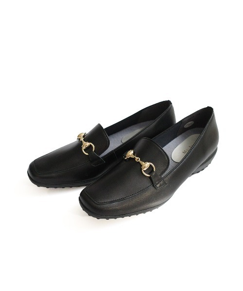Pointer(shoes)(ポインター)の「【日本製・本革】】ビット付きローファー(ローファー・レディース・ブラック/グレイッシュベージュ/その他/その他1・23.5cm/23cm/22.5cm/22cm/24.5cm/24cm)」の1枚目の写真