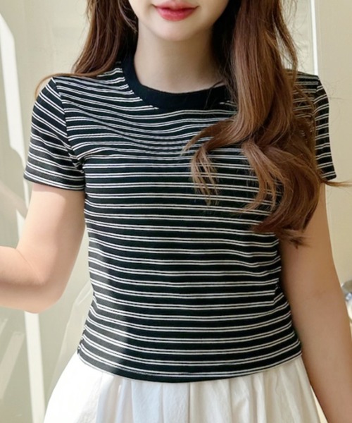Ada.(エイダ)の「配色 ボーダーデザイン クロップド 半袖Tシャツ(Tシャツ/カットソー・レディース・グレー系その他2/グレー系その他/ブラック×ホワイト・FREE)」の10枚目の写真