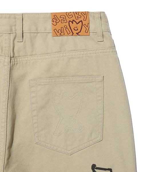 Wacky WiLLy(ワッキーウィリー)の「ストレートグラフィックデニムパンツベージュ(デニムパンツ・レディース・その他・SMALL/MEDIUM/LARGE/X-LARGE)」の9枚目の写真