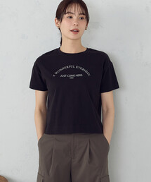 ロゴ Tシャツ