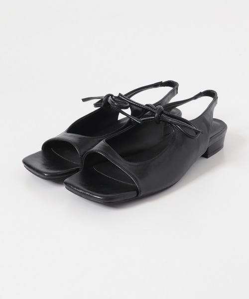 KBF（ケイビーエフ）の「スクエアトゥリボンコンビサンダル（サンダル・レディース・ブルー/ブラック・36/37/38）」の16枚目の写真