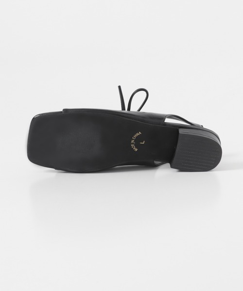 KBF（ケイビーエフ）の「スクエアトゥリボンコンビサンダル（サンダル・レディース・ブルー/ブラック・36/37/38）」の19枚目の写真