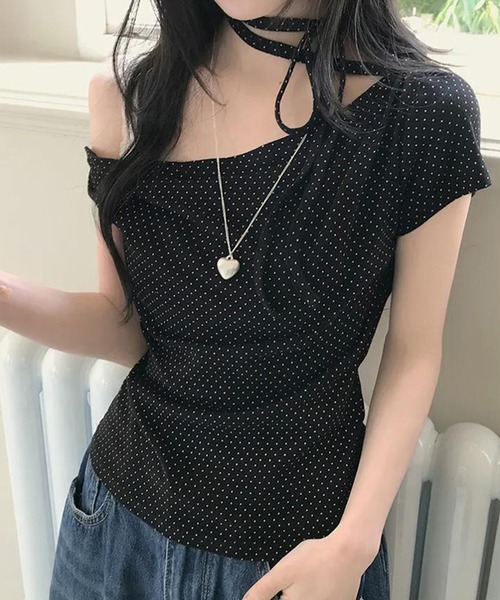 lulufa(ルルファ)の「チョーカー付 ドットオフショルTシャツ(Tシャツ/カットソー・レディース・ブラック/ピンク/ホワイト・LARGE/MEDIUM)」の1枚目の写真