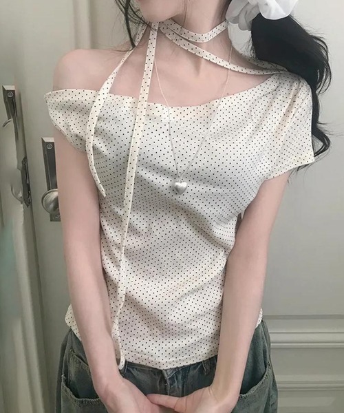 lulufa(ルルファ)の「チョーカー付 ドットオフショルTシャツ(Tシャツ/カットソー・レディース・ブラック/ピンク/ホワイト・LARGE/MEDIUM)」の15枚目の写真