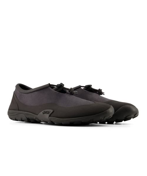 NEW BALANCE(ニューバランス)の「MT10T(スニーカー・メンズ・ダークグレー・22.5cm/23.0cm/23.5cm/24.0cm/24.5cm/25.0cm/25.5cm/26.0cm/26.5cm/27.0cm/27.5cm/28.0cm/28.5cm/29.0cm)」の2枚目の写真