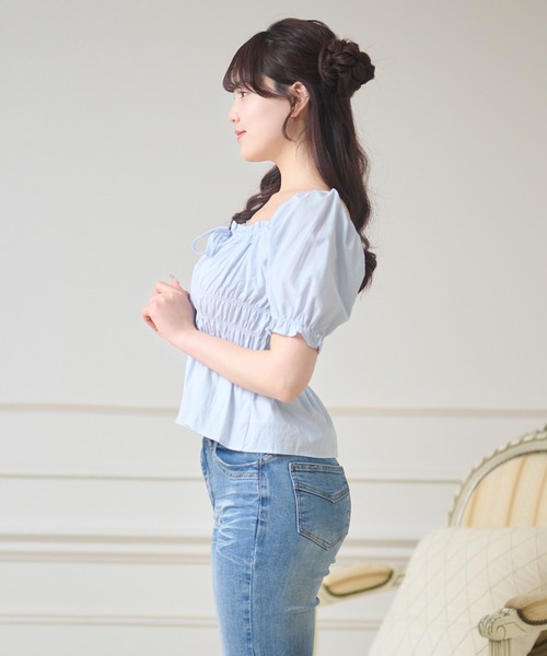 Anely(アネリー)の「フロント リボン コンパクト パフスリーブ トップス(Tシャツ/カットソー・レディース・ブルー/ホワイト・FREE)」の7枚目の写真