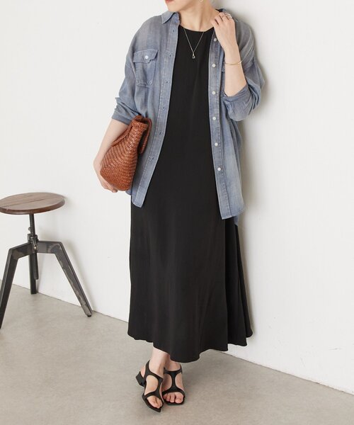 LIVETART(リヴェタート)の「ストレッチジョーゼットマキシワンピ(ワンピース・レディース・ブラック・1/0)」の7枚目の写真