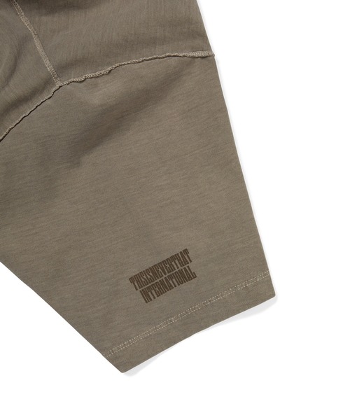 thisisneverthat(ディスイズネバーザット)の「Overdyed Reverse Tee(Tシャツ/カットソー・メンズ・サンドグレー/パープル系その他/ピンク・L/M/S/XL)」の11枚目の写真