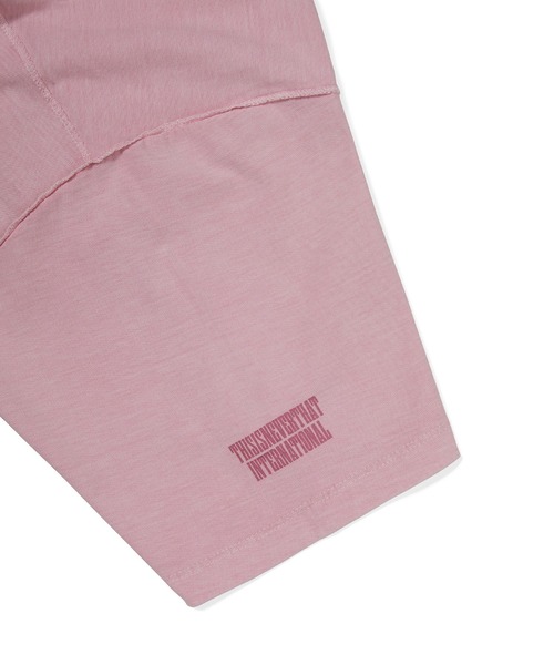 thisisneverthat(ディスイズネバーザット)の「Overdyed Reverse Tee(Tシャツ/カットソー・メンズ・サンドグレー/パープル系その他/ピンク・L/M/S/XL)」の5枚目の写真
