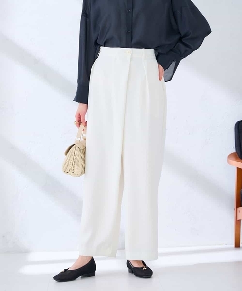 a.v.v(アーヴェヴェ)の「【洗える】ラップ風ワイドパンツ(その他パンツ・レディース・アイボリー・36/38)」の3枚目の写真