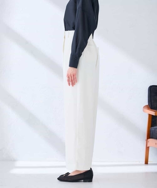 a.v.v(アーヴェヴェ)の「【洗える】ラップ風ワイドパンツ(その他パンツ・レディース・アイボリー・36/38)」の12枚目の写真