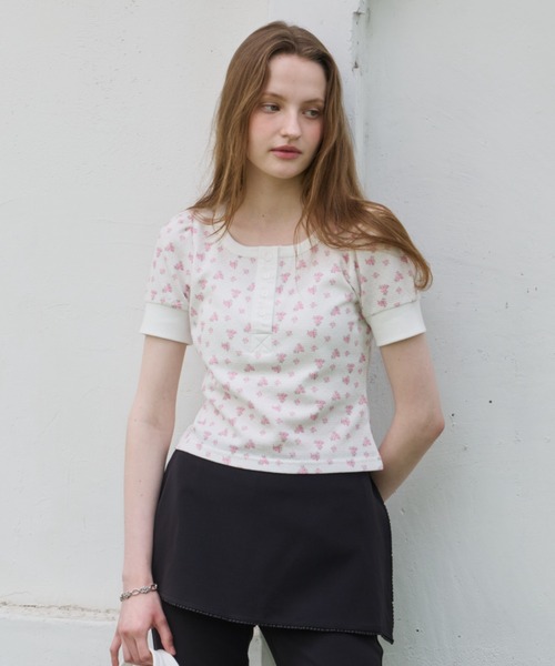 GIUNON(ジウノン)の「henley neck flower dot T / ヘンリーネックフラワードットTシャツ(Tシャツ/カットソー・レディース・ピンク・FREE)」の13枚目の写真