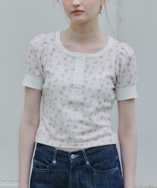 GIUNON(ジウノン)の「henley neck flower dot T / ヘンリーネックフラワードットTシャツ(Tシャツ/カットソー・レディース・ピンク・FREE)」の22枚目の写真