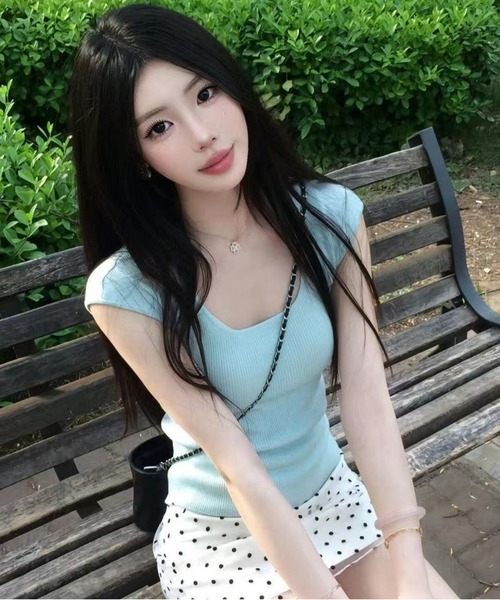 AsheKsha(アシクシャ)の「タイトスカート(ヒップラインスカート)(スカート・レディース・ベージュ・M)」の2枚目の写真