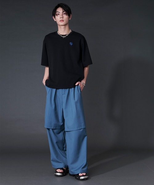 Ellno Loset(エルノロゼット)の「バックフラワー刺繍ポンチT(Tシャツ/カットソー・メンズ・ブラック×レッド/ブルー/ブラック×ブルー/オフホワイト・SMALL/LARGE/MEDIUM)」の17枚目の写真