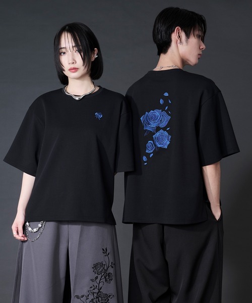 Ellno Loset(エルノロゼット)の「バックフラワー刺繍ポンチT(Tシャツ/カットソー・メンズ・ブラック×レッド/ブルー/ブラック×ブルー/オフホワイト・SMALL/LARGE/MEDIUM)」の7枚目の写真
