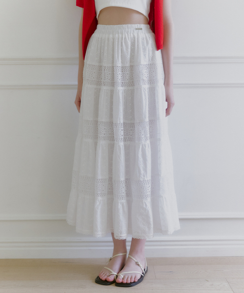 MICANE(ミケーネ)の「レアレースロングスカート(スカート・レディース・アイボリー・SMALL/MEDIUM/LARGE/X-LARGE)」の1枚目の写真
