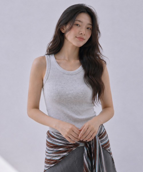 SAYUU(サユ)の「ソフトワッフルスリーブレスオートミール(Tシャツ/カットソー・レディース・オートミール・FREE)」の3枚目の写真