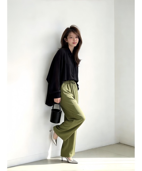 Sew loop(ソーループ)の「ビッグシルエットシアーシャツ(シャツ/ブラウス・レディース・ブラック/オフホワイト・L/M)」の10枚目の写真