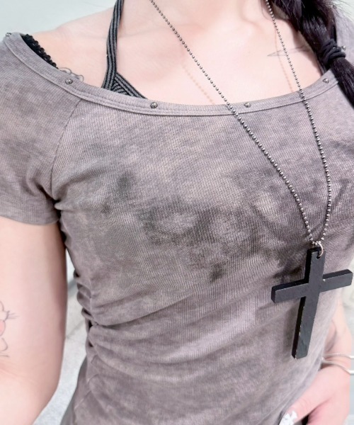 Never mind the XU / Chikashitsu+（ネバーマインド ザ エックスユー / チカシツプラス）の「【nmtc+】Ink Layered Halter Neck Tee / 【エヌエムティーシープラス】インクレイヤードホルターネック半袖Tシャツ（Tシャツ/カットソー・レディース・チャコール/ブラック/ホワイト・ONE SIZE）」の22枚目の写真