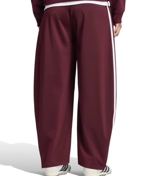 adidas(アディダス)の「adidas FIREBIRD BARREL TRACK PANTS / アディダス ファイヤーバード バレル トラックパンツ(その他パンツ・レディース・バーガンディー・S/L/M)」の8枚目の写真