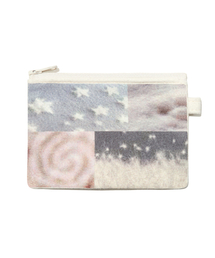 THECOLDESTMOMENT（ザコールデストモーメント）の「TCM fluffy bear pouch (ivory)（財布）」