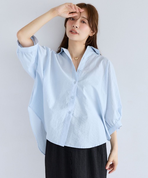 mysty woman(ミスティウーマン)の「バックボリュームシャツ半袖 1046996(シャツ/ブラウス・レディース・サックスブルー/オフホワイト・FREE)」の5枚目の写真