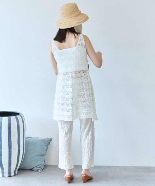 flaeu(フラユ)の「Crochet Sleeveless Tunic Knit(ベスト・レディース・ブラック/アイボリー・FREE)」の11枚目の写真