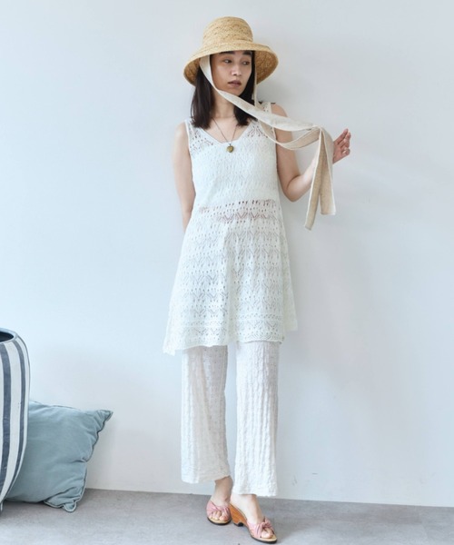 flaeu(フラユ)の「Crochet Sleeveless Tunic Knit(ベスト・レディース・ブラック/アイボリー・FREE)」の10枚目の写真