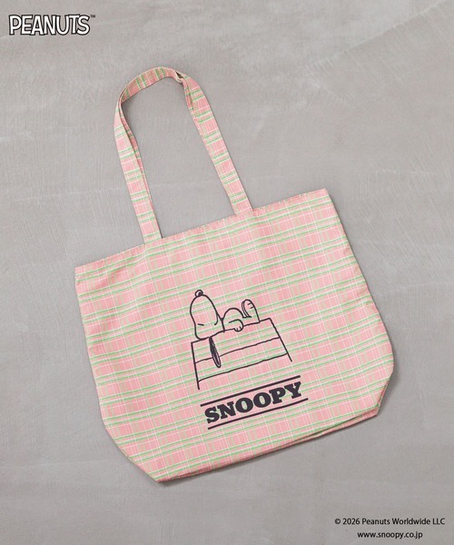 LOWRYS FARM（ローリーズファーム）の「【SNOOPY】トートBAG　660762/GOODS（トートバッグ・レディース・ベージュ/ピンク/ブラック・FREE）」の3枚目の写真
