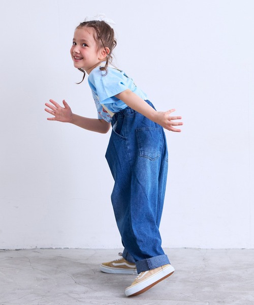MARKEY'S（マーキーズ）の「デニムエヴォルブサロペット（デニムパンツ・キッズ・ブルー/ブラック・90/130/100/140/110/150/120）」の6枚目の写真