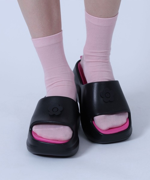 MARY QUANT(マリークワント)の「デイジーポイントEVA サンダル(サンダル・レディース・ブラック/アイボリー・L/M/S)」の12枚目の写真