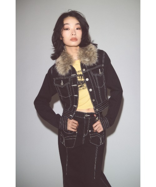 LAGUA GEM(ラグアジェム)の「STITCH COMPACT DENIM ジャケット(デニムジャケット・レディース・ブルー/ブラック・SMALL/MEDIUM)」の4枚目の写真