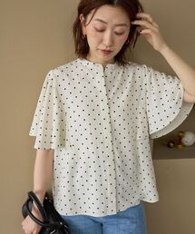 le.coeur blanc（ルクールブラン）の「《WEB限定》【洗い可 二の腕カバー】ドットケープスリーブブラウス（シャツ/ブラウス）」