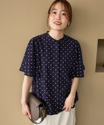 le.coeur blanc（ルクールブラン）の「《WEB限定》【洗い可 二の腕カバー】ドットケープスリーブブラウス（シャツ/ブラウス）」