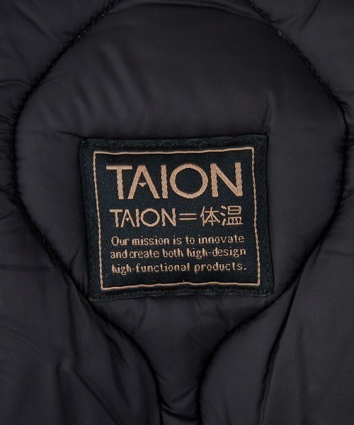 TAION（タイオン）の「【WEB先行予約】[TAION/タイオン] MILITARY バナナダウンショルダーバッグ(WEB限定)（ショルダーバッグ・レディース・ブラック・ONE SIZE）」の14枚目の写真