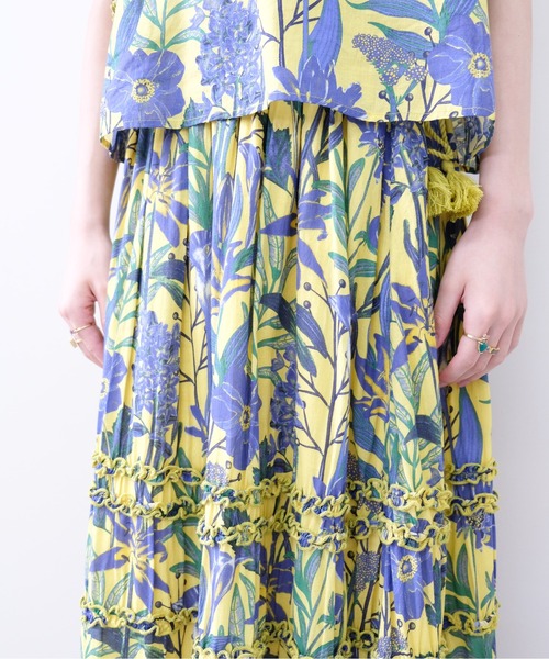 DOLLUPOOPS(ドールアップウップス)の「Lily Print Tiered Skirt(リリープリントティアードスカート)(スカート・レディース・チャコール/イエロー・FREE)」の9枚目の写真