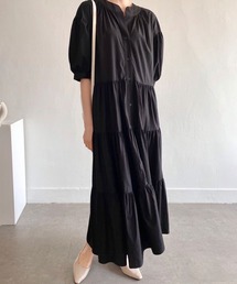 クルーネック フロントボタン パフスリーブ ティアード ロングワンピース