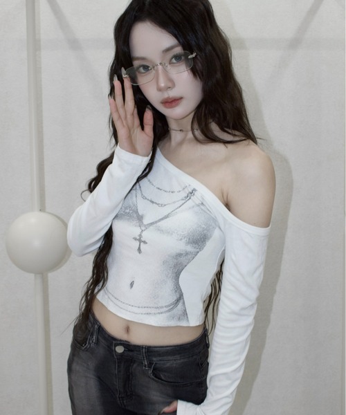 REINE NOIRE(レーヌノワール)の「lure fit tops. / ルアー フィット トップス(Tシャツ/カットソー・レディース・ホワイト・FREE)」の12枚目の写真